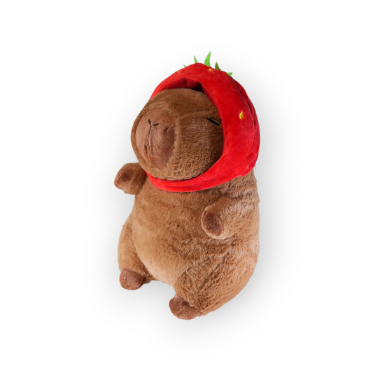 Capybara Plüss Epres Sapkával